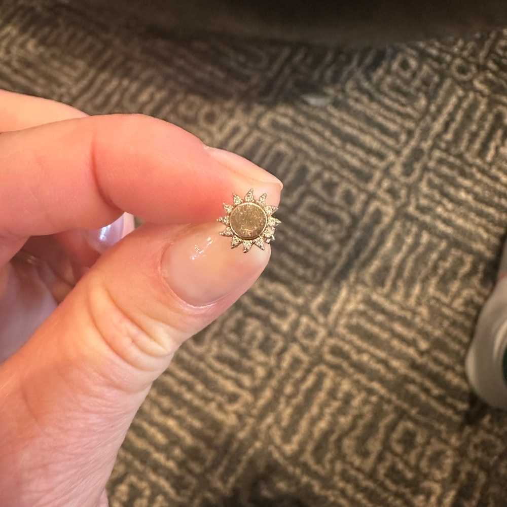 Single Diamond Ef Collection Sun Earring - image 2